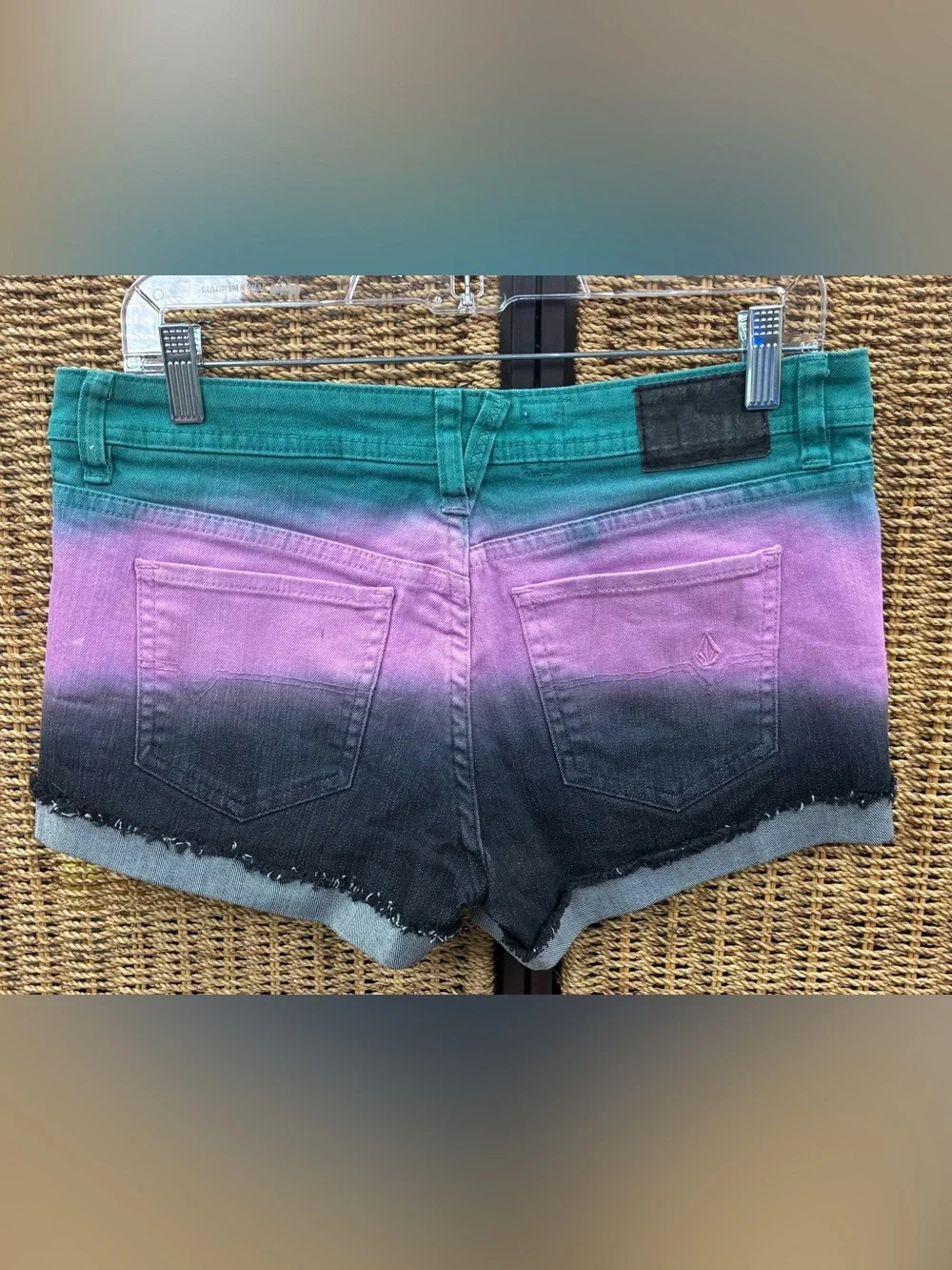 Volcom Squad Check Dip Dye Denim Shorts Women’s Size 9 29 Ombre Festival Skater - Picture 4 of 7